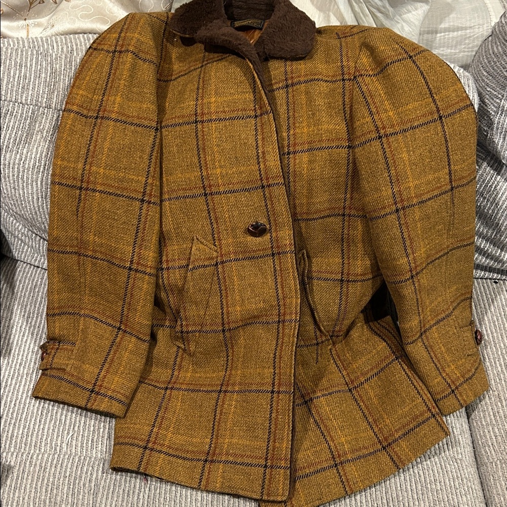 Pendleton Quilted Jacket in Brown and Gold